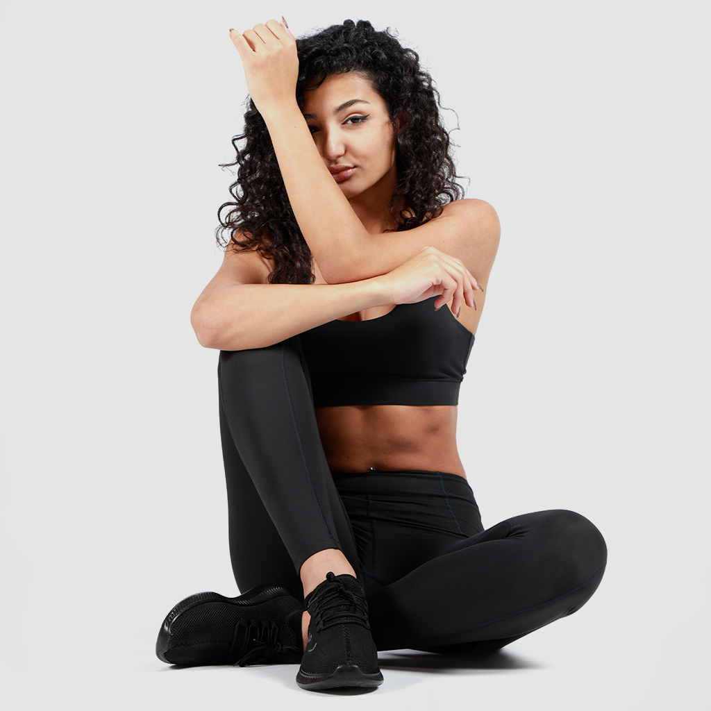 WOMEN-ESSENTIAL VULCAN BLACK LEGGING