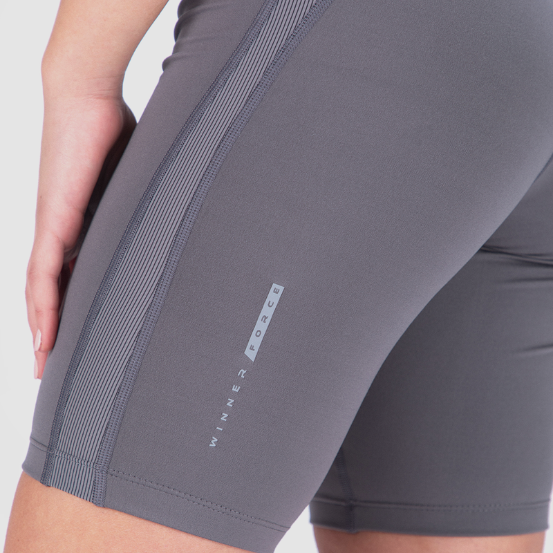 WOMEN FORCE TRAINING SHORT (QUIET-SHADE-GREY)