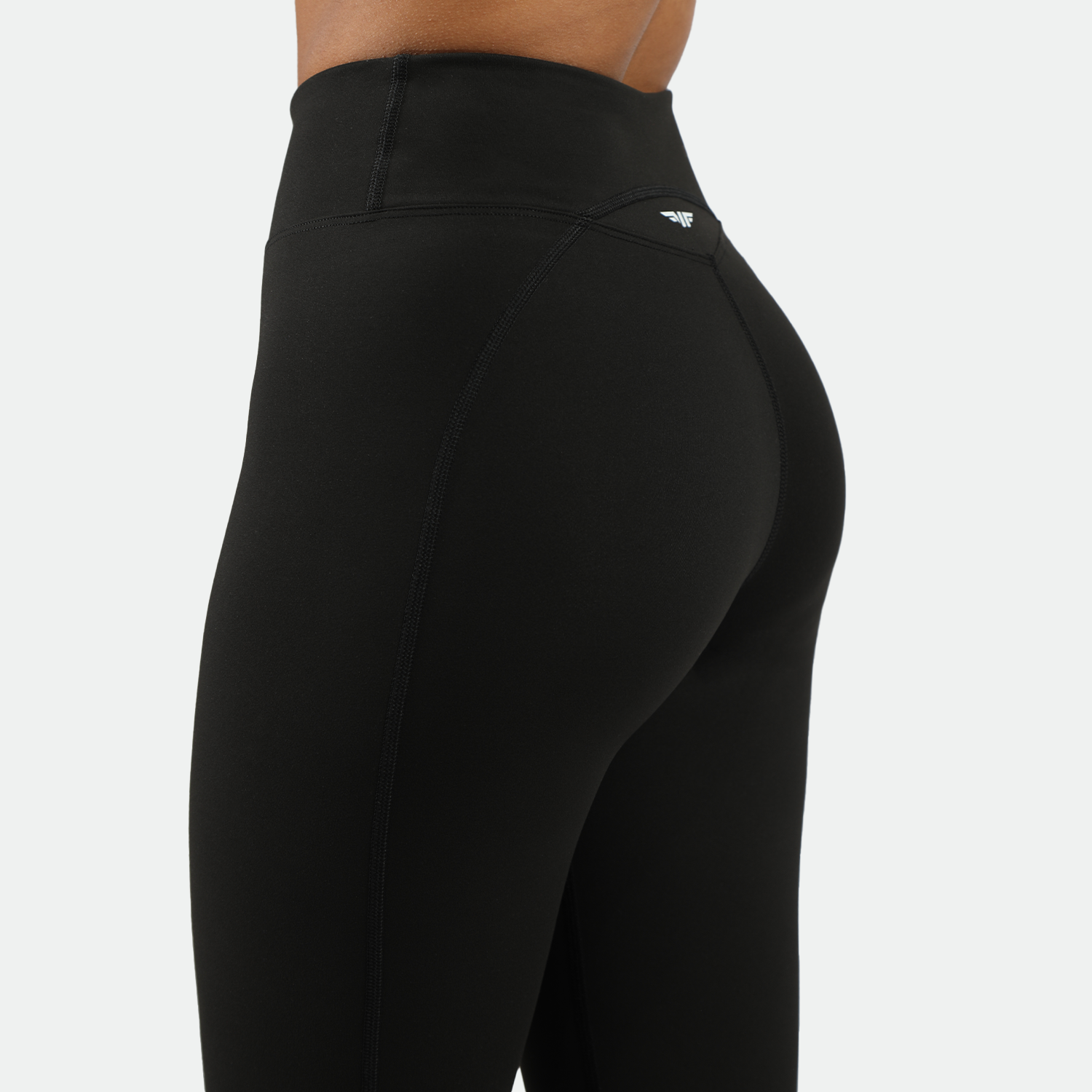 WOMEN-GO-BEYOND-LEGGING BACK CUT (BLACK)