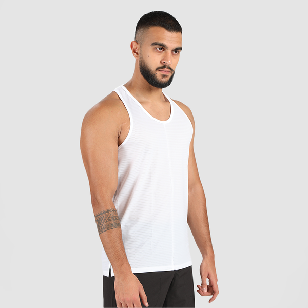 MEN ESSENTIAL STRINGER (WHITE)