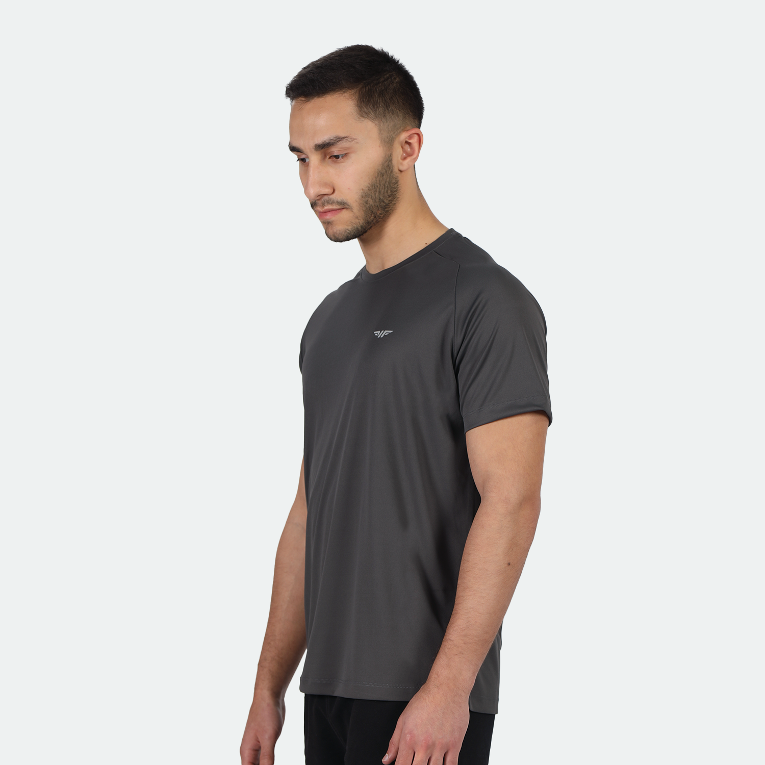 MEN-GO-BEYOND-PERFORMANCE-T-SHIRT (DARK-GREY)